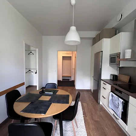 Topfloor Apartment With Courtyard Views Helsinki Exterior photo